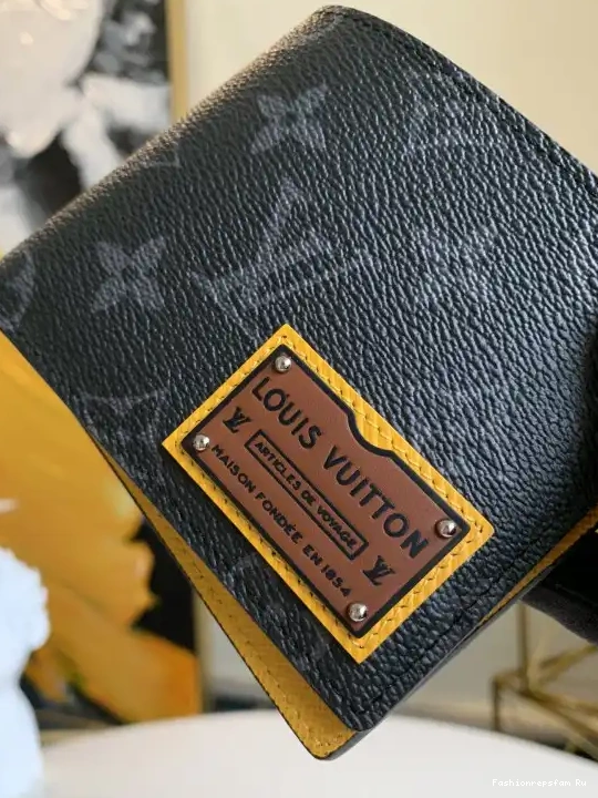 FS CHEAP MULTIPLE WALLET VUITTON LOUIS 0519